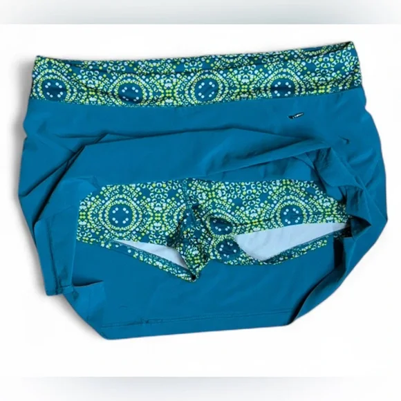 Columbia Teal Skort with Patterned Waistband, Size Large - Picture 4 of 5